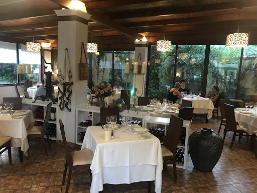 Asador Tehuelche Grill Argentino. Carnes a la Brasa. Parrilla Argentina. – Estepona